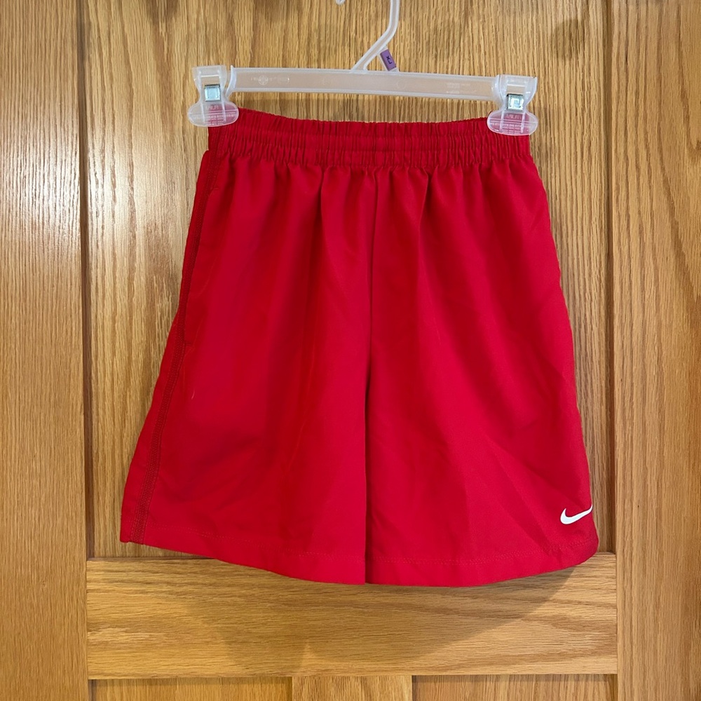 Nike Kids Shorts Swoosh M